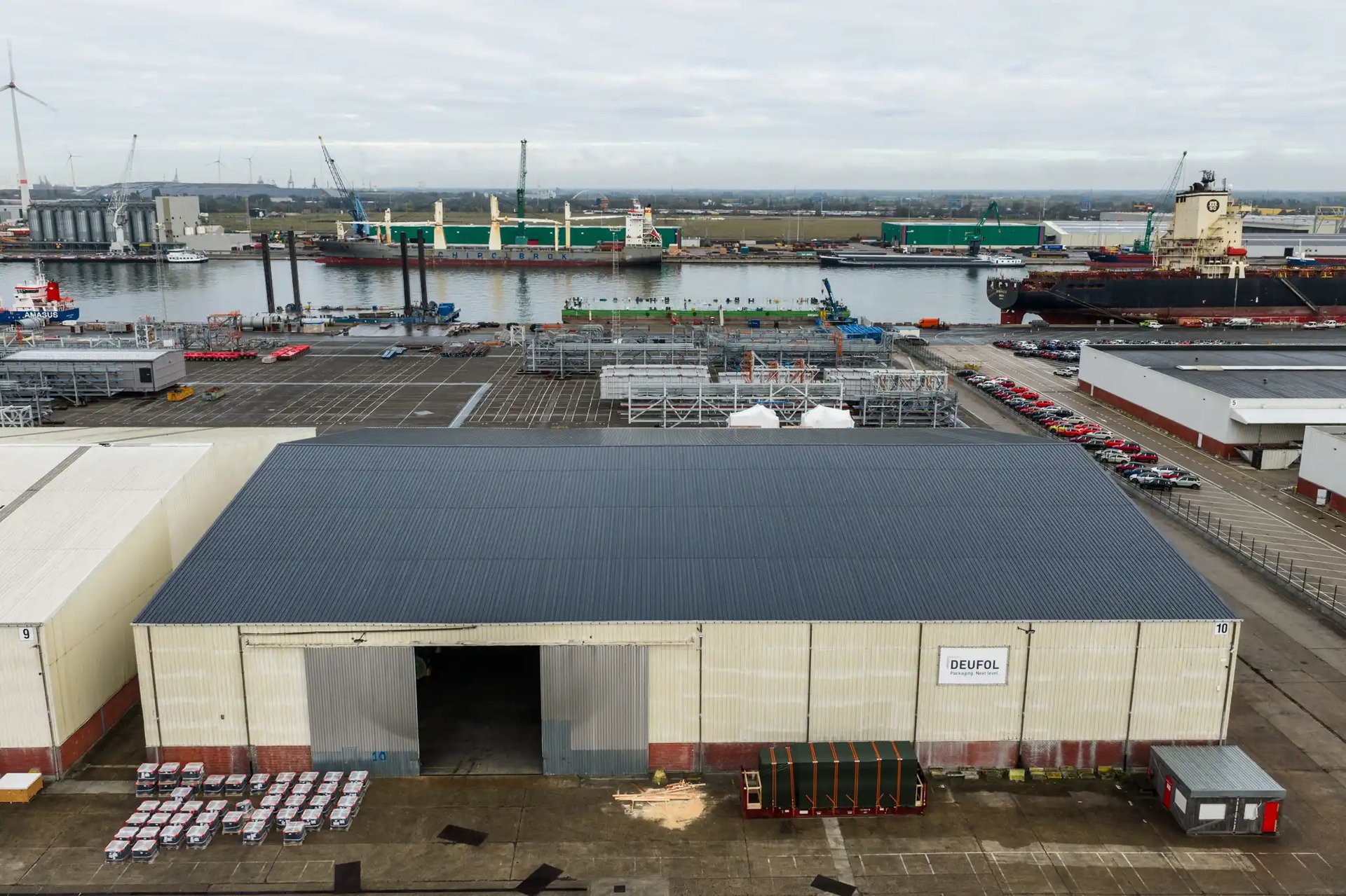 Interloods-renovatie-industriële-gebouwen-dak-DEUFOL-Antwerpen_18