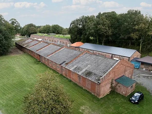 Interloods-renovatie-industriële-gebouwen-dak-Gemeente-Wommelgem_1