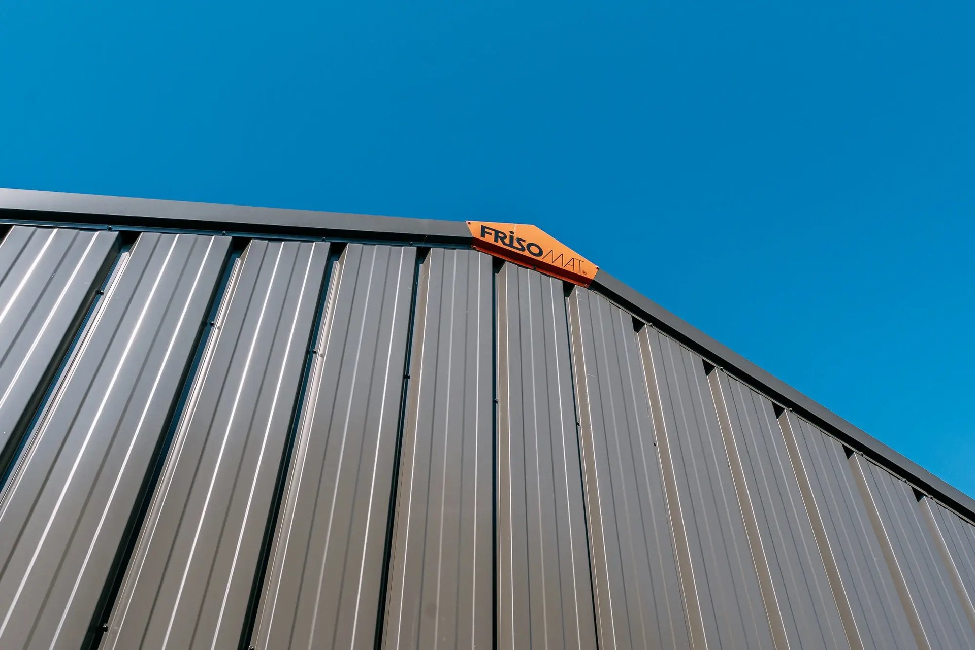 Interloods-renovatie-industriële-gebouwen-dak-Horta-Brasschaat_6