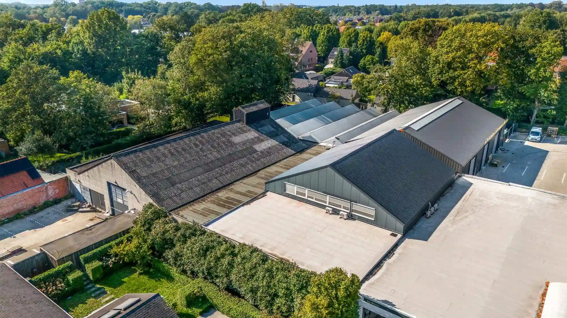 Interloods-renovatie-industriële-gebouwen-dak-Horta-Brasschaat_7