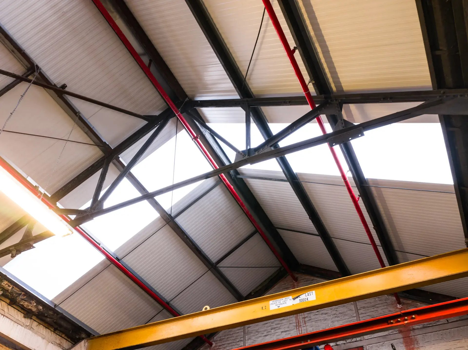 Interloods-renovatie-industriële-gebouwen-dak-IKO-Antwerpen_14