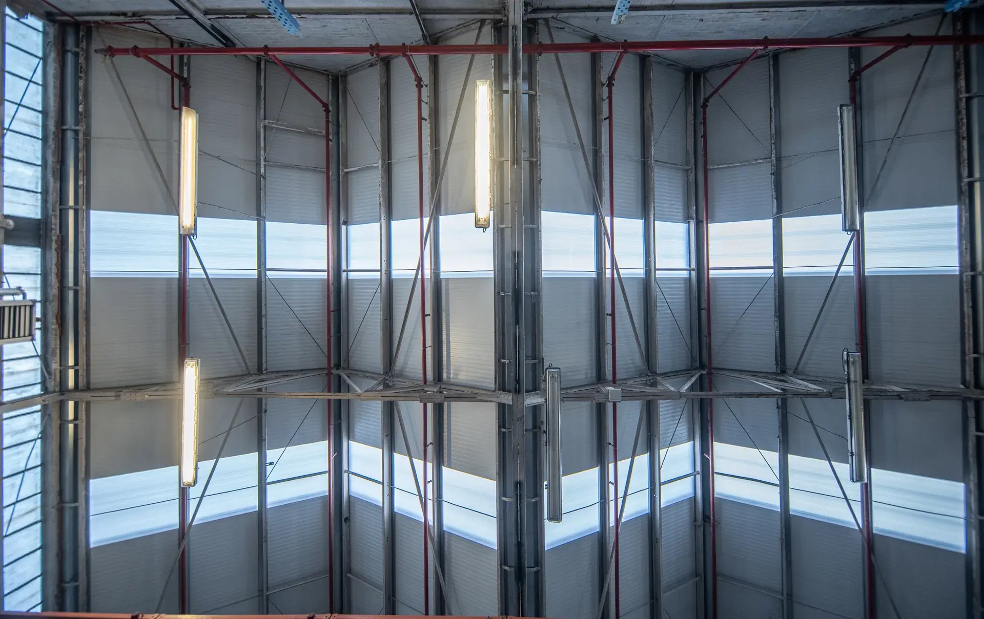 Interloods-renovatie-industriële-gebouwen-dak-IKO-Antwerpen_23