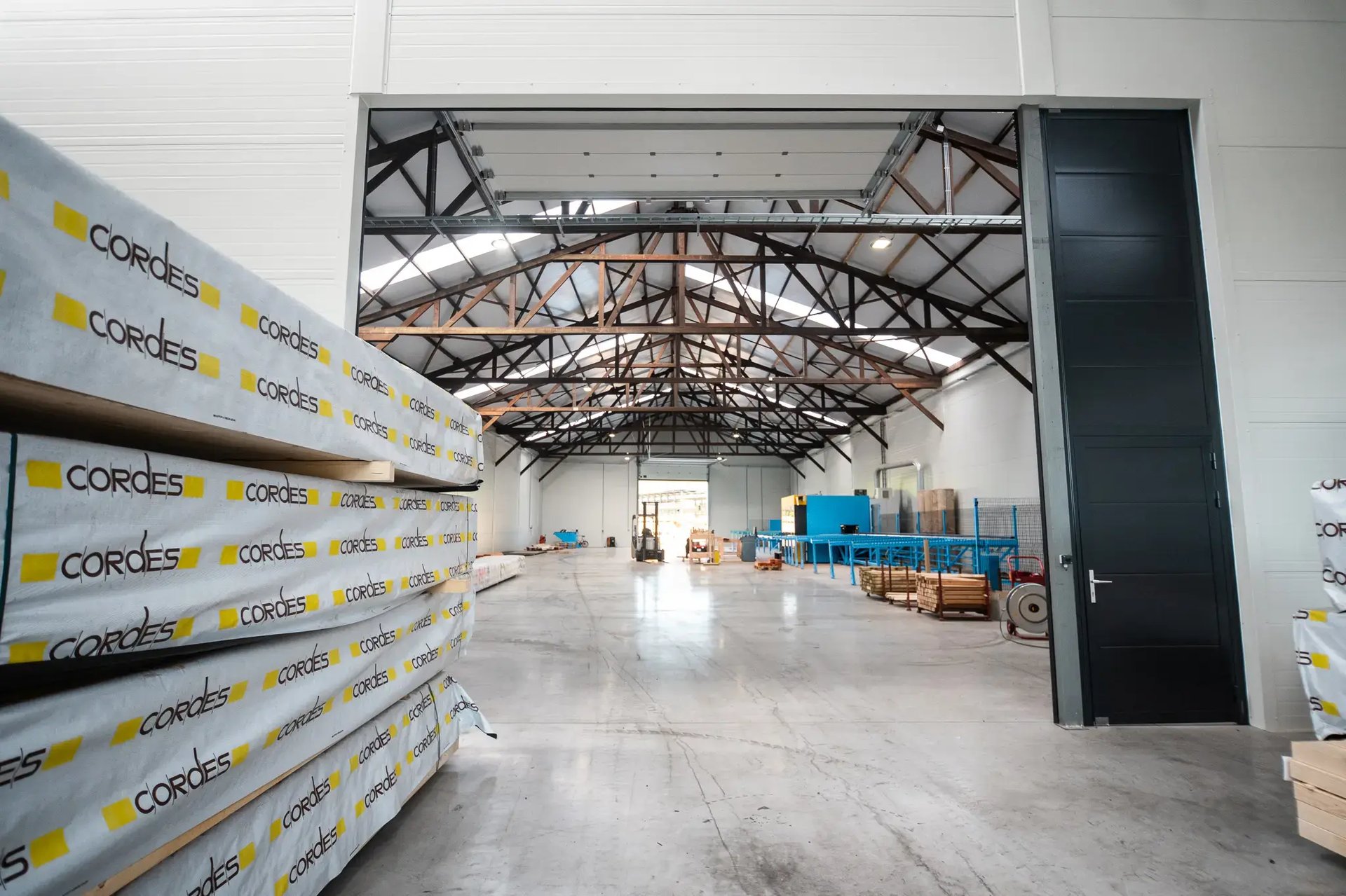 Interloods-renovatie-industriële-gebouwen-dak-Martens-Hout-Schoten_29