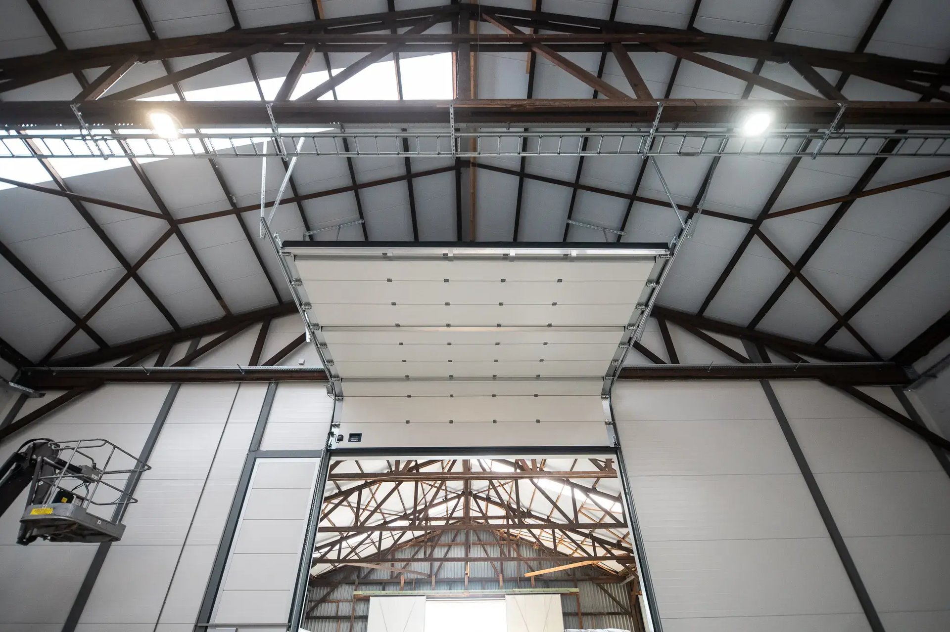 Interloods-renovatie-industriële-gebouwen-dak-Martens-Hout-Schoten_33