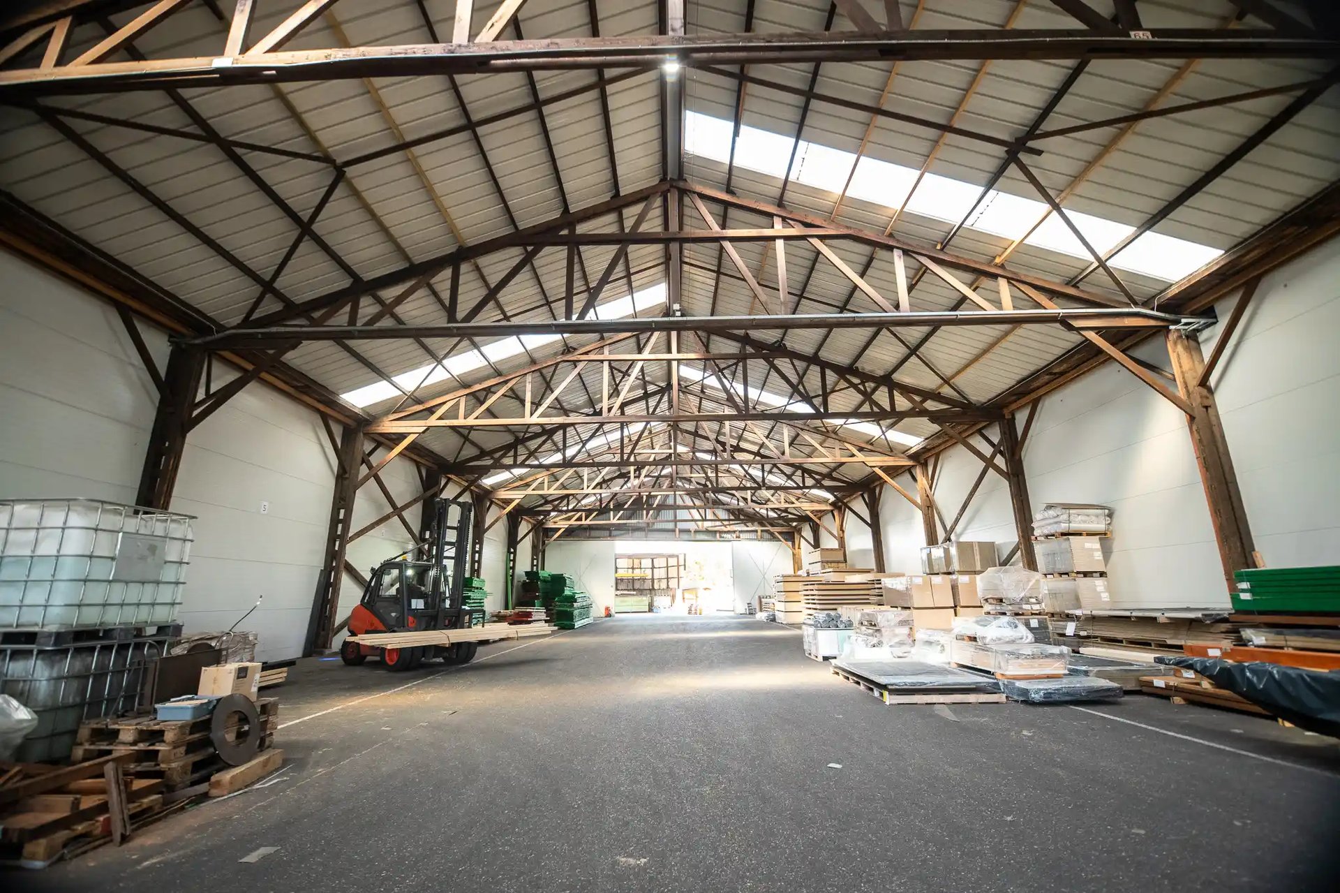 Interloods-renovatie-industriële-gebouwen-dak-Martens-Hout-Schoten_37